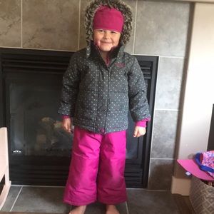 2T girls snowsuit